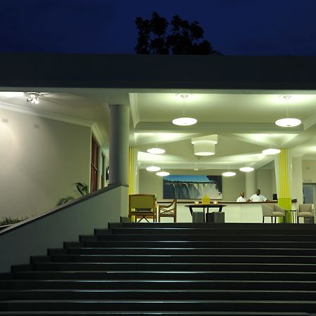 โรงแรมเครสต้าสปรายวิว วิกตอเรียฟอลส์ ภายนอก รูปภาพ